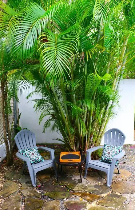 Garden Art Studio Apartment San Juan